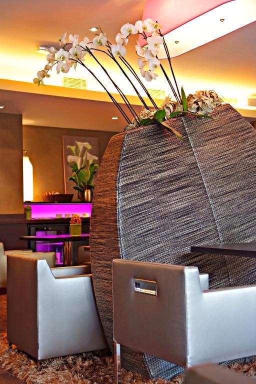 Hotel Les Rives Guebwiller Rum bild